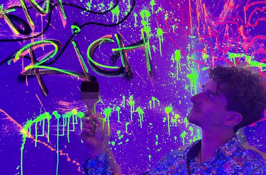 Action Neon Painting München