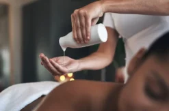 Aromaölmassage mit Spa Berlin - Friedrichstrasse