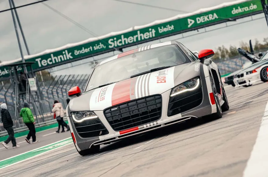 Audi R8 selber fahren 14-18 Jahre (4 Rd.)