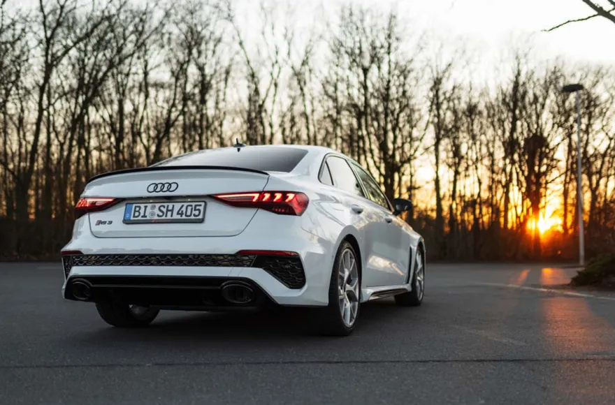 Audi RS3 Limousine mieten Bielefeld (Wochenendmiete)