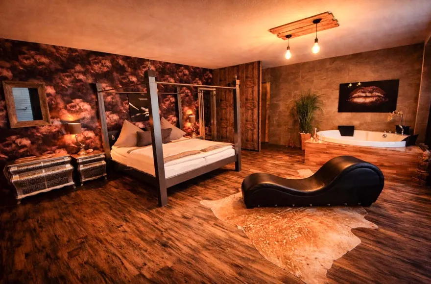 Außergewöhnlich Übernachten im Erotik Apartment Vreden für 2 (1 Nacht)
