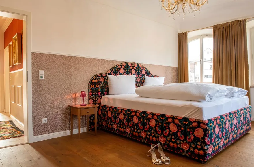 Außergewöhnlich Übernachten im Schloss Rottenburg für 8 (2 Nächte)