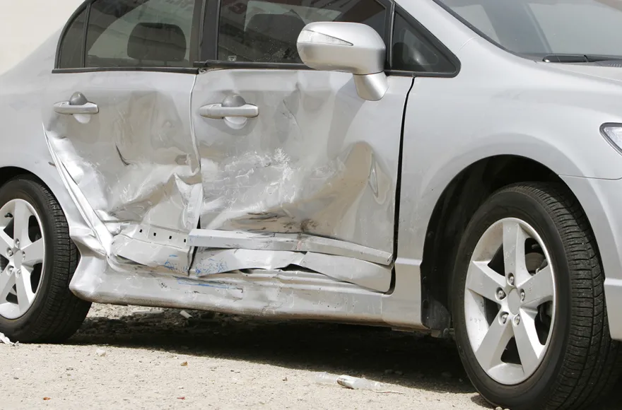 Auto zertrümmern für bis zu 5 Personen