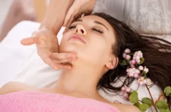 Ayurvedische Kopfmassage für Frauen Berlin