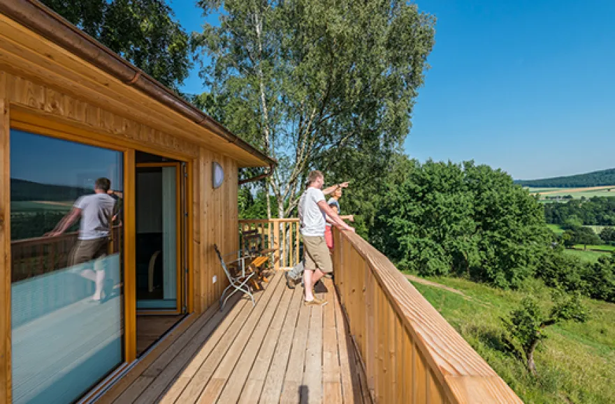 Baumhaus-Übernachtung in Niedersachsen für 2