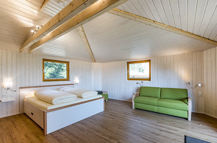 Baumhaus-Übernachtung in Niedersachsen für 2