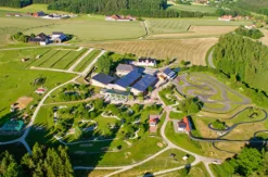 Baumhaus-Übernachtung in Niederbayern für 2