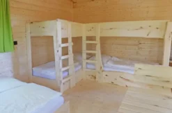 Baumhaus-Übernachtung in Niederbayern für 2