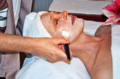 Beautyanwendung mit Massage München (1,5 Std.)