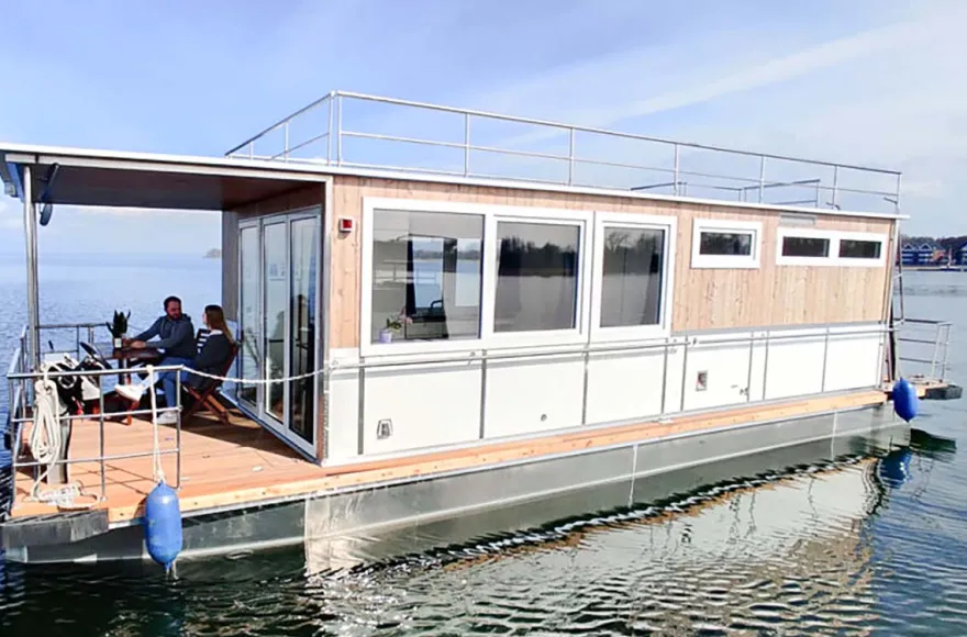 Übernachtung auf dem Hausboot mit Sauna Rechlin (3 Nächte)