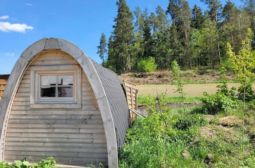 Übernachtung im Holz POD Neuhaus für 2 (1 Nacht)