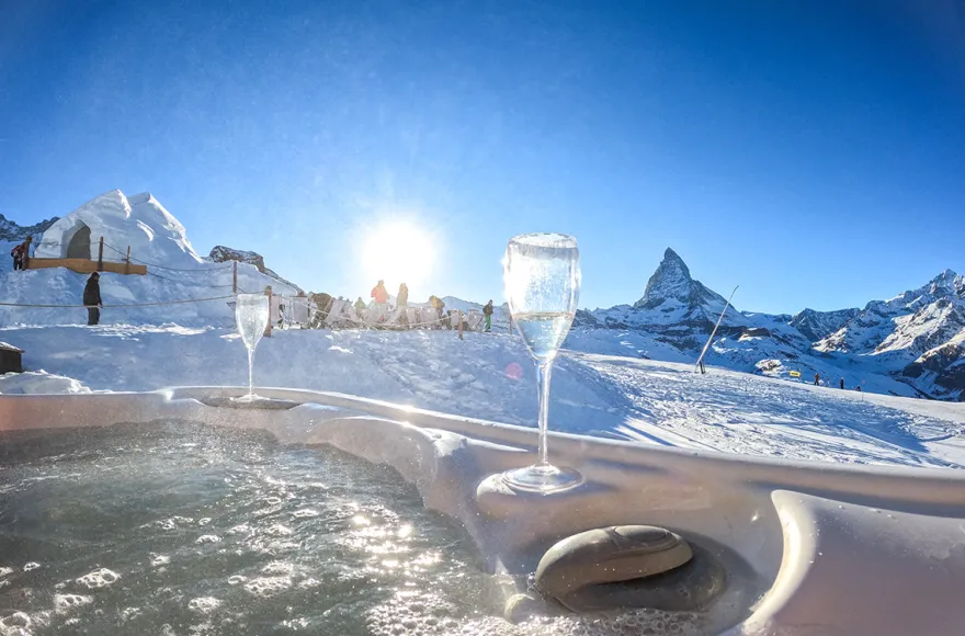 Übernachtung im Romantik-Iglu Zermatt für 2 (1 Nacht)