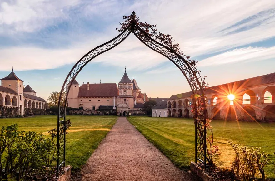 Übernachtung mit Rittermahl im Schloss Rosenburg für 2 (1 Nacht)