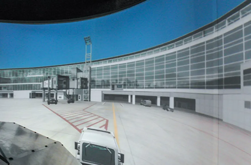 Boeing 737 Flugsimulator inkl. Tour am Frankfurter Flughafen