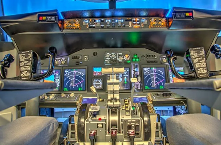 Boeing 737 Flugsimulator mit Video in Schweinfurt (VIP)