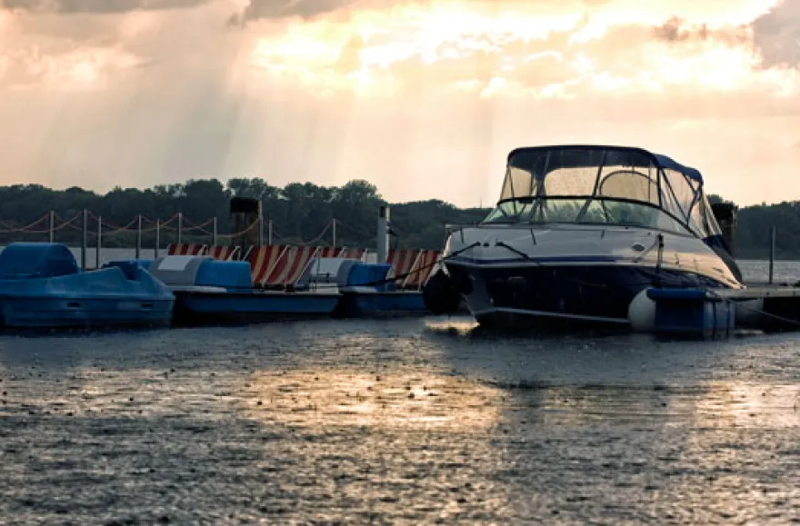 Bootfahren ohne Führerschein auf dem Müritzsee (1 Tag)
