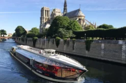 Bootsfahrt auf der Seine in Paris mit Mittagessen