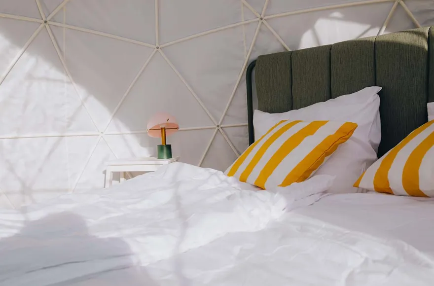 Bubble Übernachtung in der Bergfenster- Suite für 2 (1 Nacht) in Graubünden