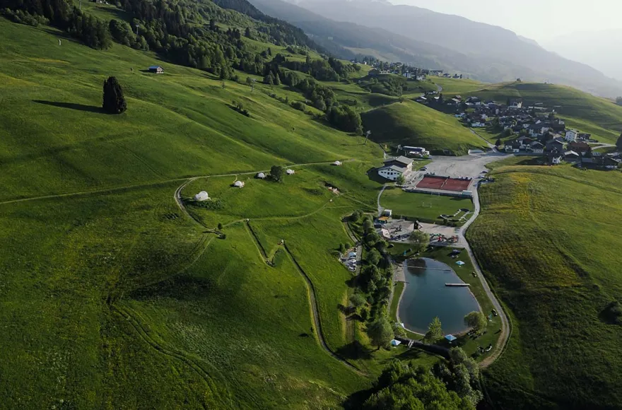 Bubble Übernachtung in der Bergfenster- Suite für 2 (1 Nacht) in Graubünden