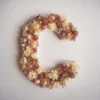 Buchstaben mit Trockenblumen selber machen Pliening