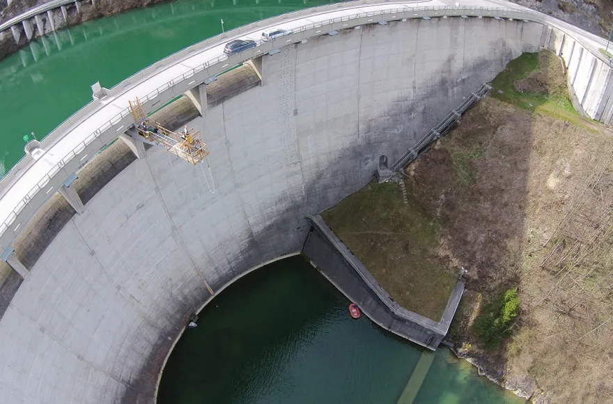 Bungee am Staudamm Klaus in Oberösterreich