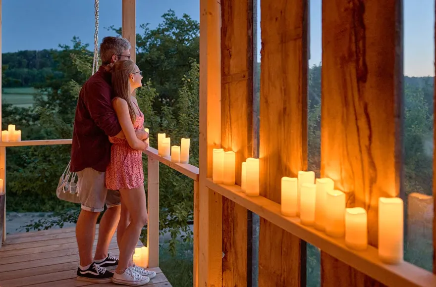 Candle-Light Übernachtung im Chalet in Unterfranken für 2 (1 Nacht)