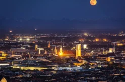 Candle Light Dinner & Fackel-Stadtführung München für 2