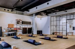 Candle Light Yin Yoga München (75 Min.)