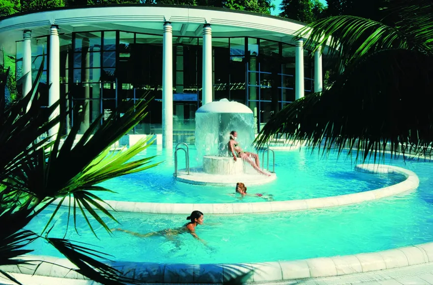 Caracalla Therme Baden Baden Kurzurlaub für 2