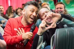 Comedy Sightseeing-Bustour für 2