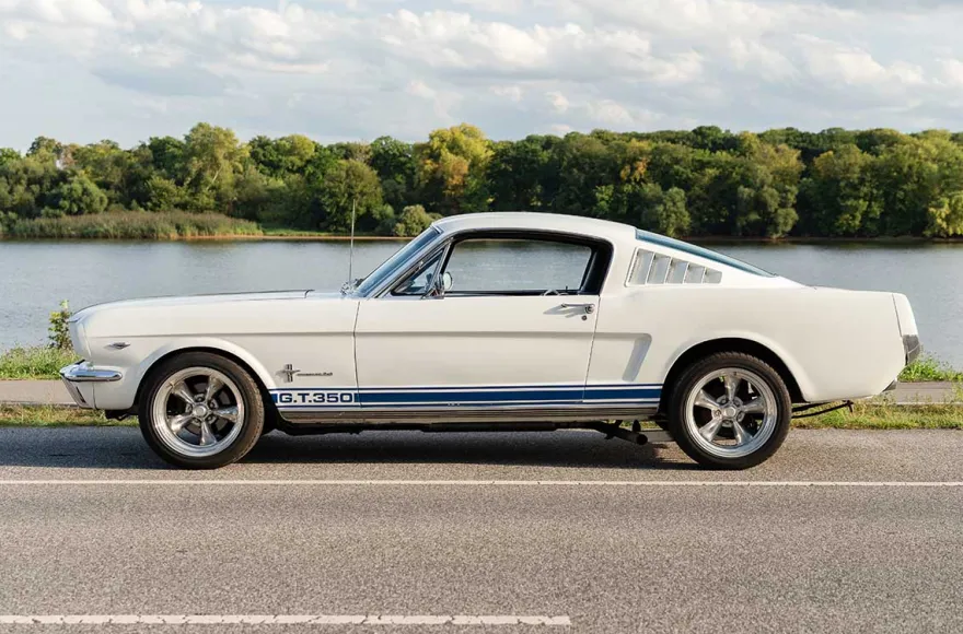 1966er Mustang Fastback mieten Hamburg (8 Std.)