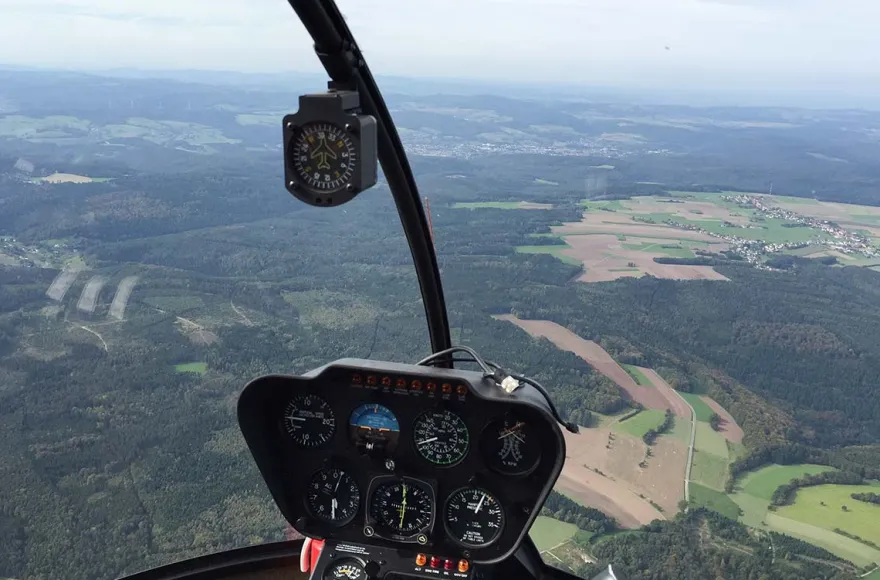 Exklusiver Hubschrauber-Skyline Flug über München