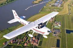 Familien-Rundflug über Hamburg für 3