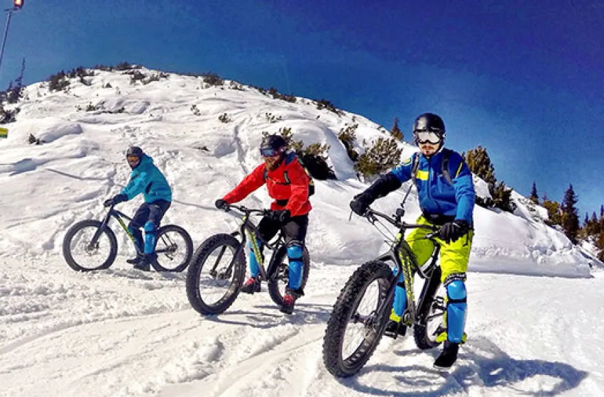 Fatbike-Downhill auf Schnee am Hochwurzen