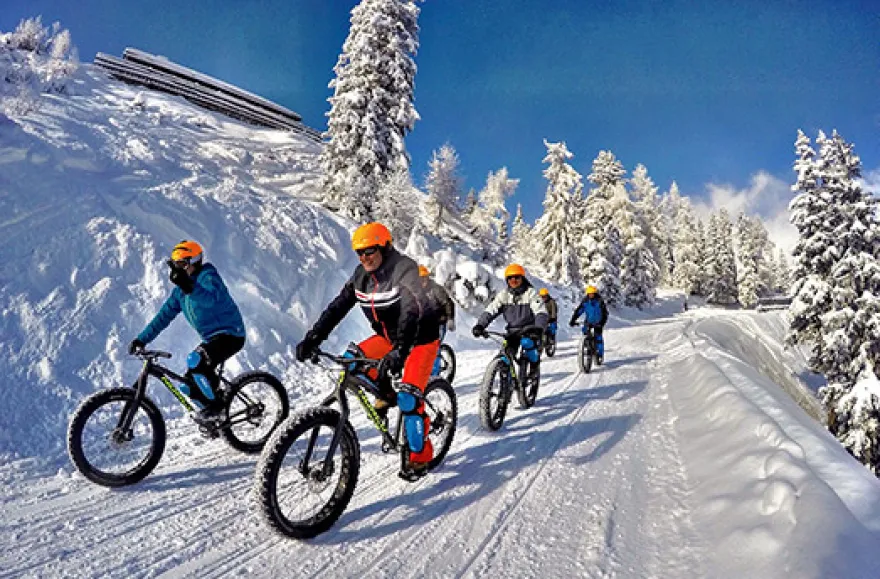 Fatbike-Downhill auf Schnee am Hochwurzen