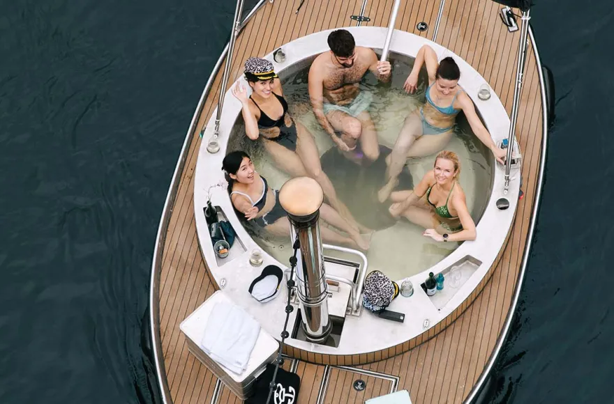 Floating Hot Tub für 4 Berlin