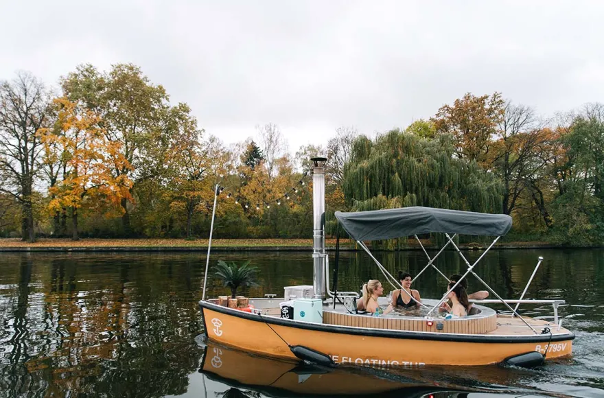 Floating Hot Tub für 4 Berlin