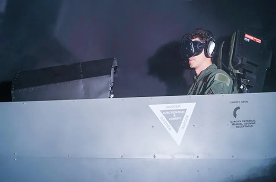 Flugsimulator Kampfjet F18 in Zürich