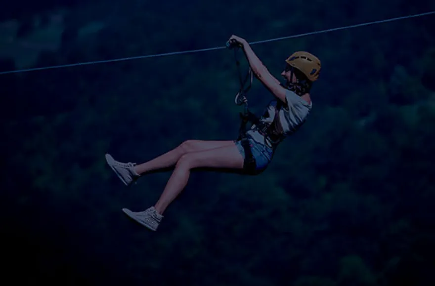 Flying Fox bei Nacht in der Vulkaneifel
