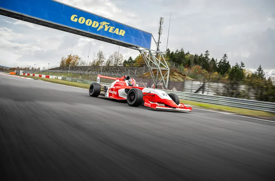Formel-Rennlizenz am Nürburgring