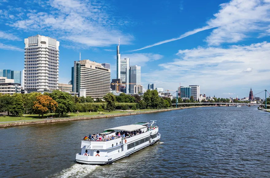 Frühstück & Bootsfahrt Frankfurt für 2