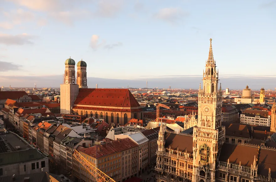 Frühstück & Stadtführung München für 2