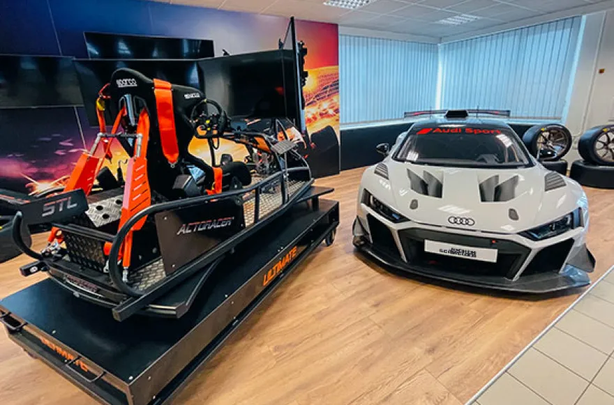 Full Motion Rennsimulator Hannover (1,5 Std.)