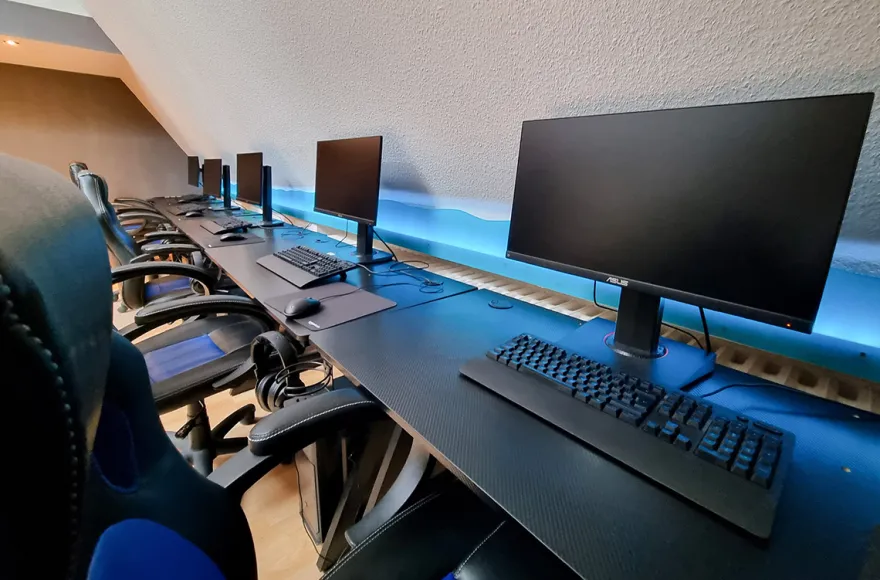 Gaming für 3 Braunschweig (48 Std.)