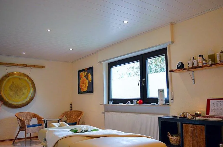 Ganzkörpermassage Eppelheim (90 Min.)