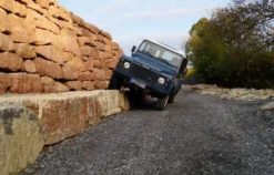 Geländewagen offroad fahren Sinsheim (Landrover Defender)