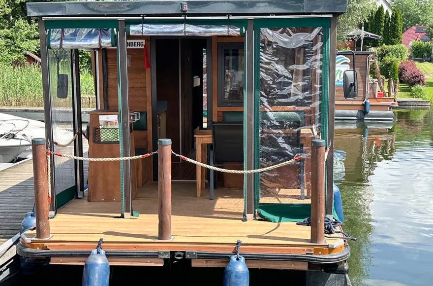 Hausboot Urlaub für 6 (4 Nächte) Storkow (6 Plätze - D9)