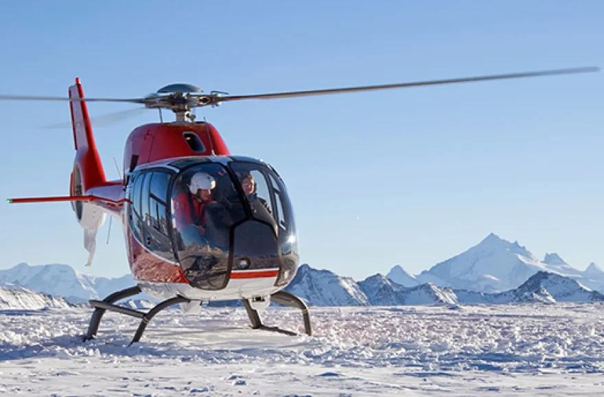 Helikopterflug mit Gletscherfrühstück in den Schweizer Alpen für 2