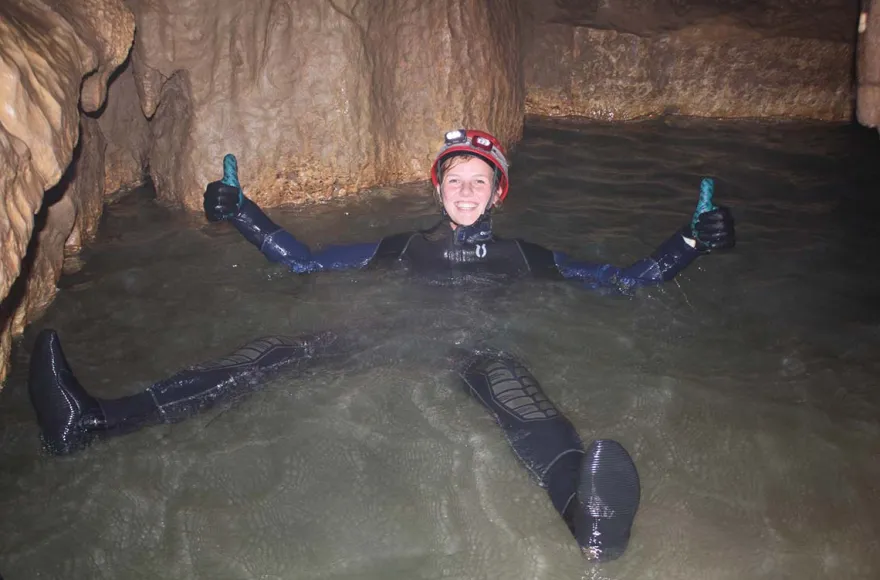 Höhlentrekking und -schwimmen Reutlingen