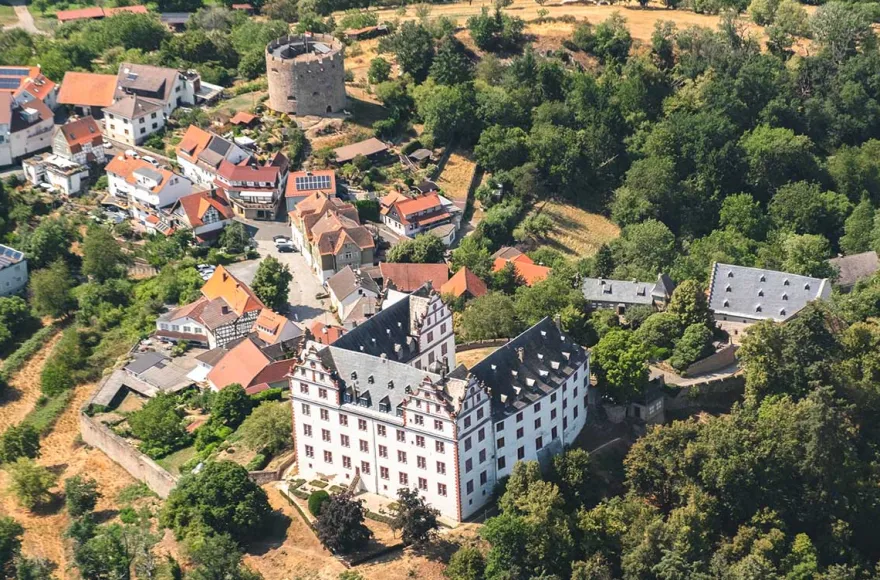 Hubschrauber Rundflug Burgen & Schlösser ab Frankfurt